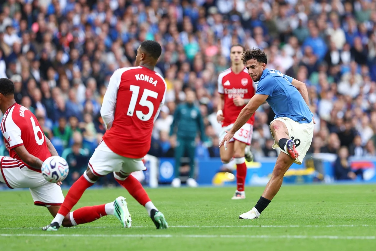 Brighton Dominates Arsenal in 3-0 Victory at Amex Stadium